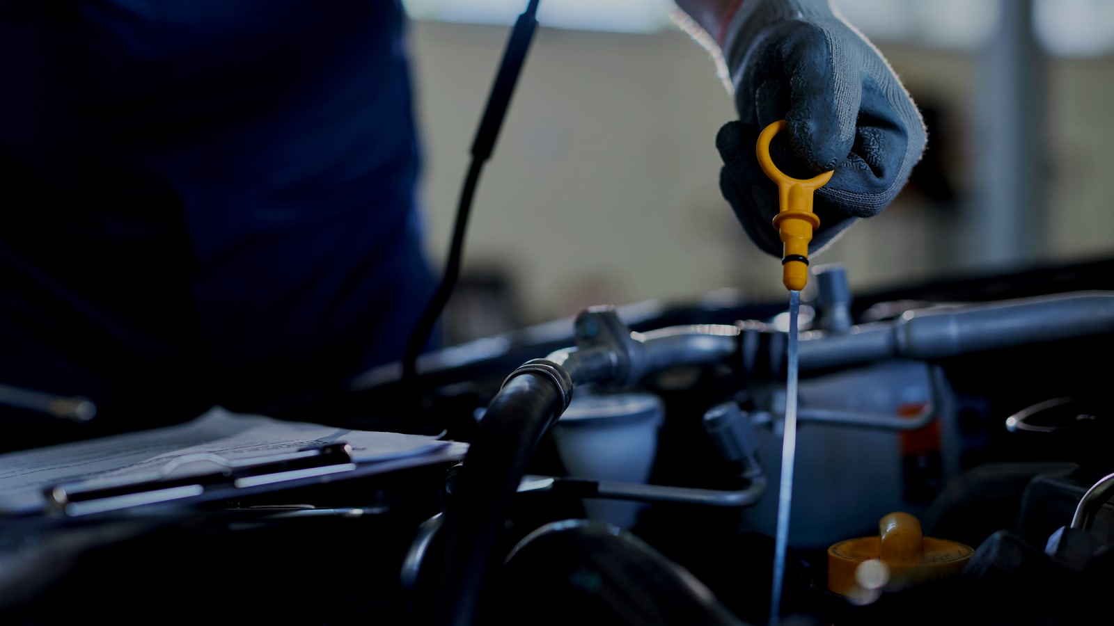 Ölwechsel bei Autowerk Schwafheim in Moers